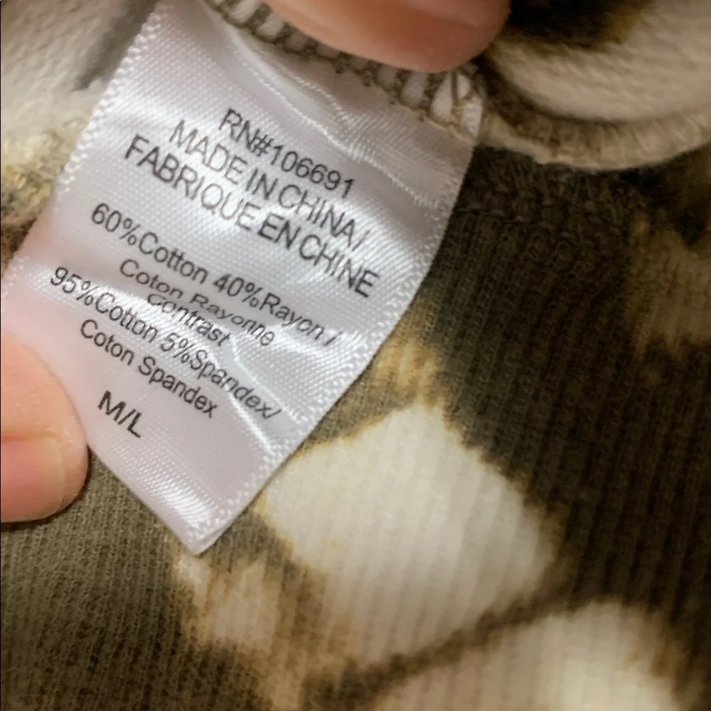 Young Fabulous & Broke Raissa Peach and Cream Tie-Dye Hoodie Size M L - Picture 5 of 9